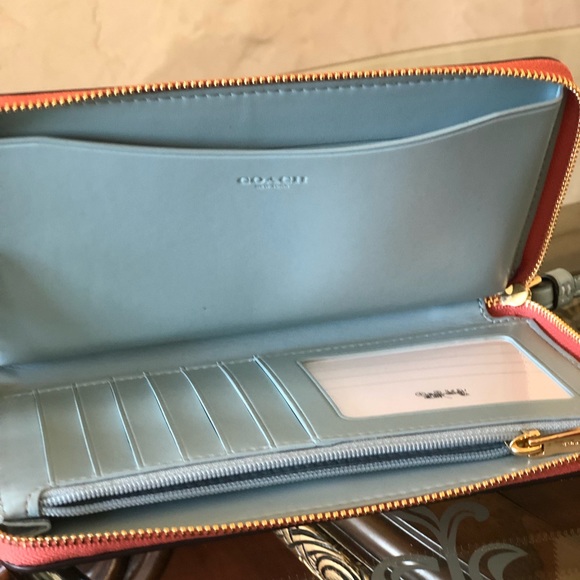 NWT coach sunglasses md Charlie Backpack&wallet - Picture 6 of 7